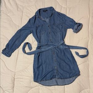 Velvet Heart Blue Long Sleeve Dress